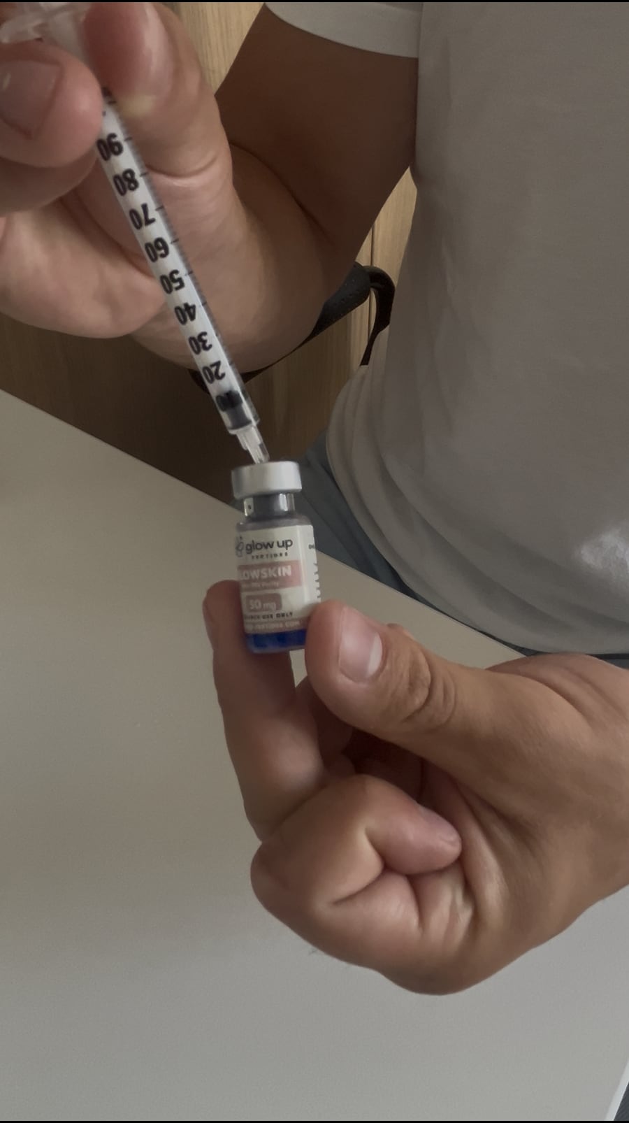 Schritt 9: Gesamte Menge ins Vial geben